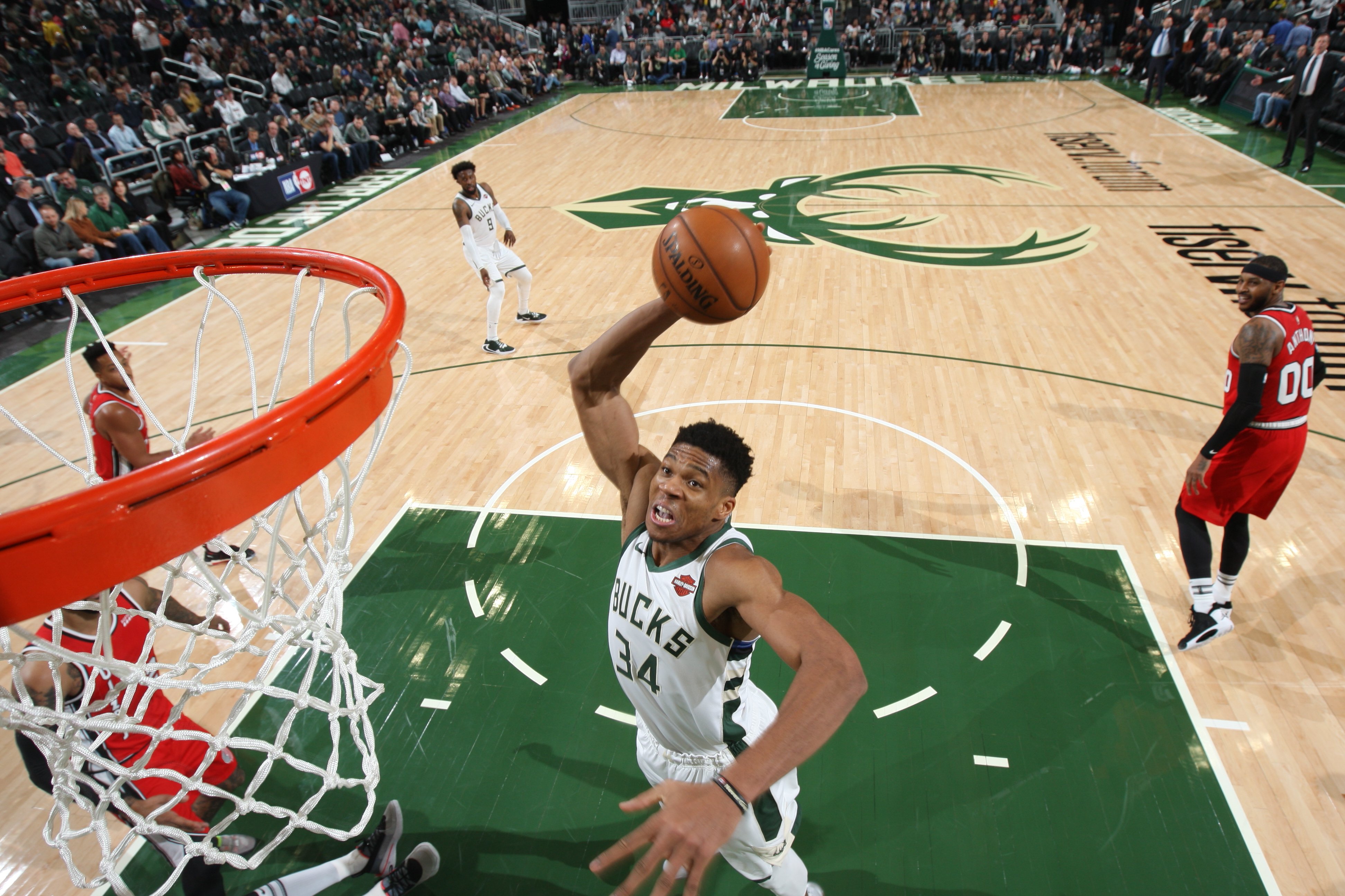 包含字母哥在公牛比赛中高光表现,势不可挡引发热议!的词条 包含字母哥在公牛比赛中高光表现,势不可挡引发热议!的词条